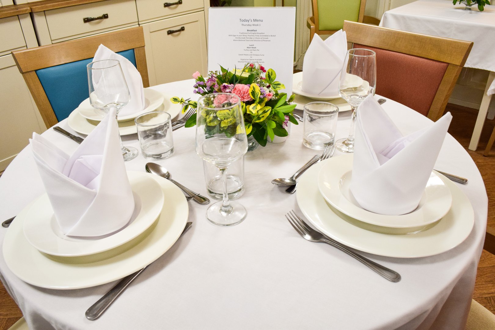 Albany - Dining room 2