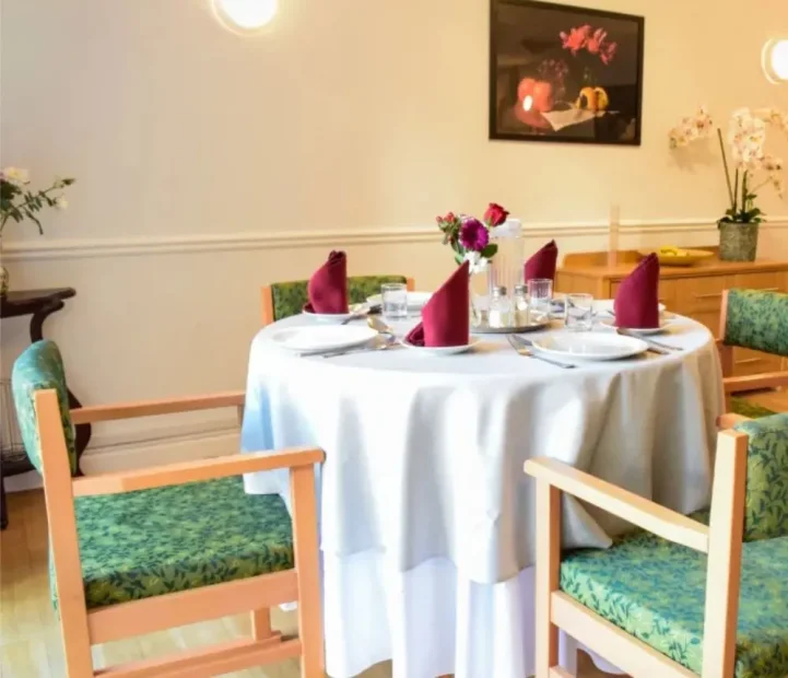 Restaurant-style dining room at Cedar Court nursing home in Witney