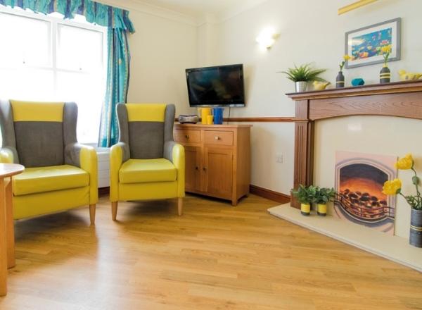 Sandown Park Care Home | Windsor | Healthcare Homes