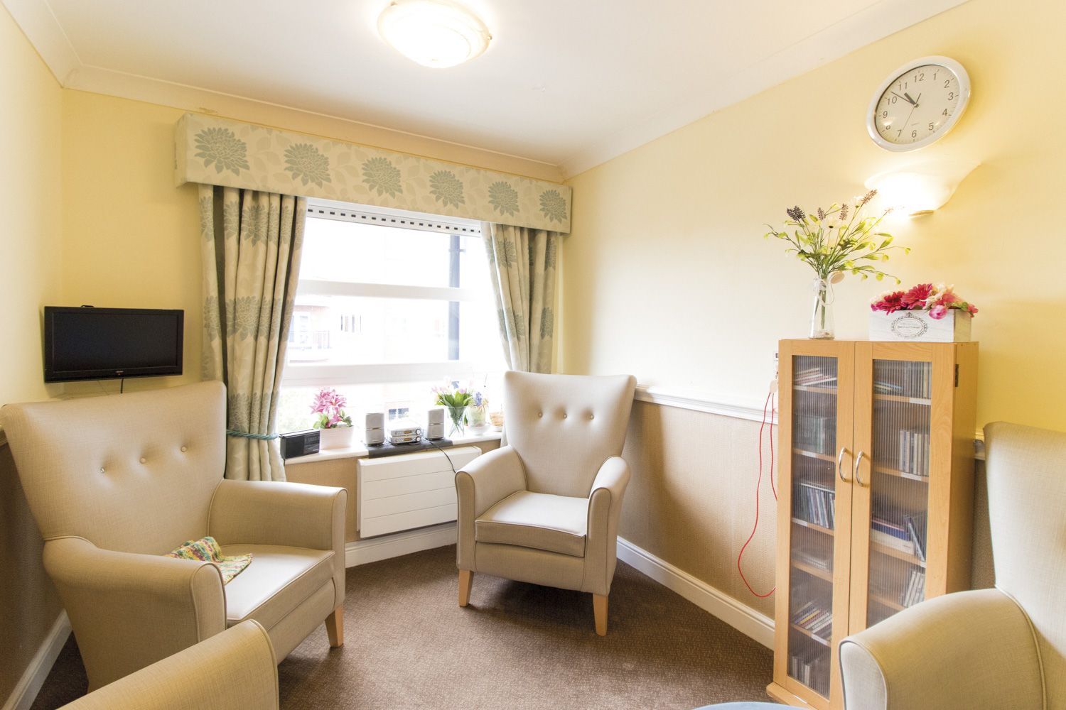 TopRated Care Homes in Watford, Hertfordshire The Chase