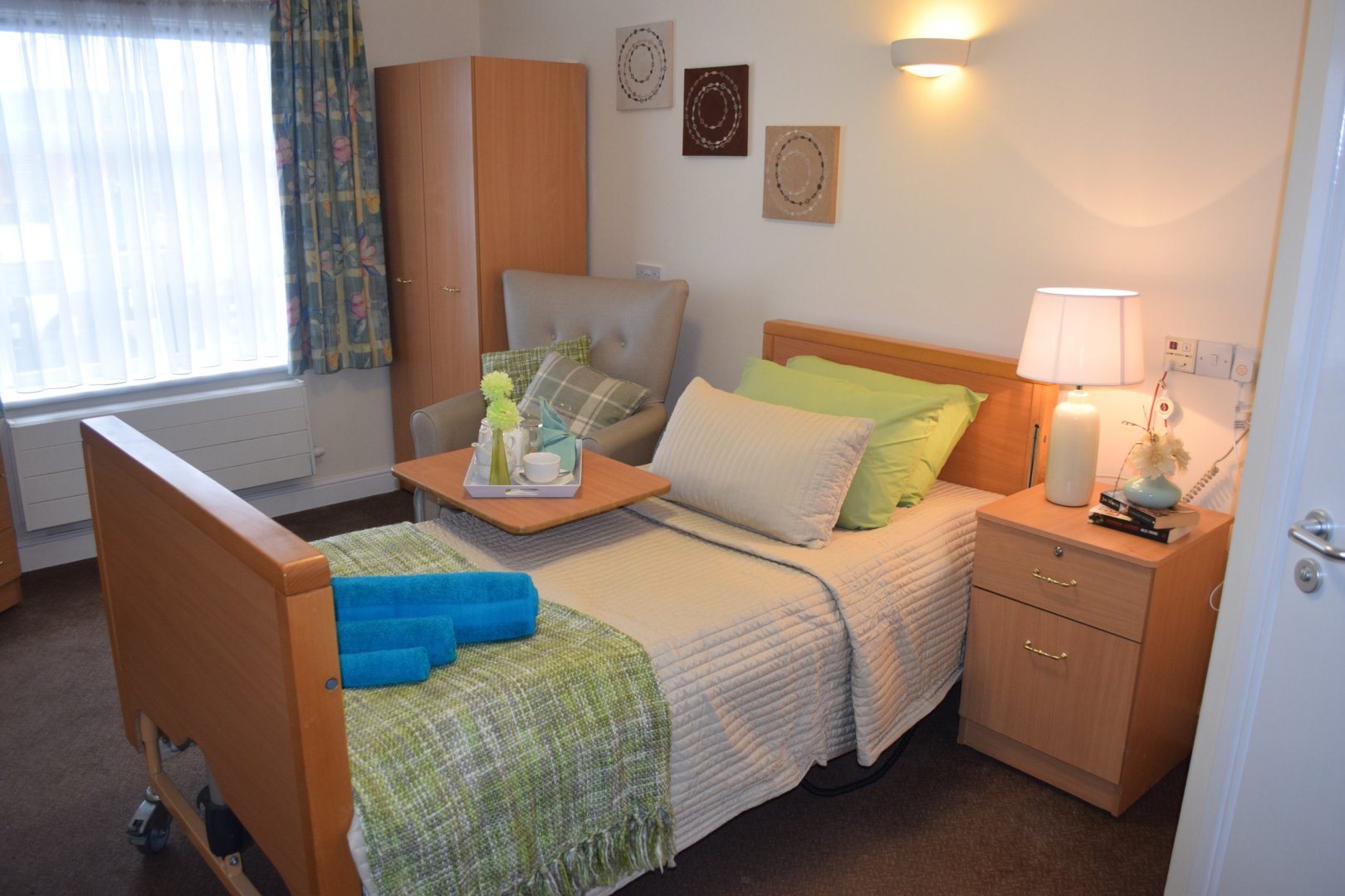 TopRated Care Homes in Watford, Hertfordshire The Chase