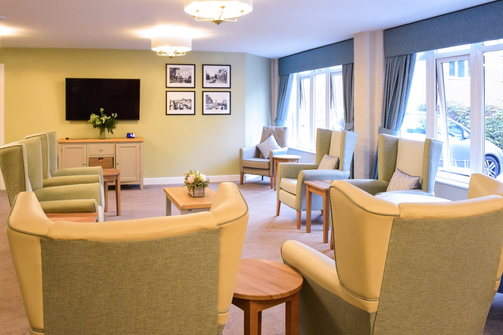 Albany - Private Lounge 1