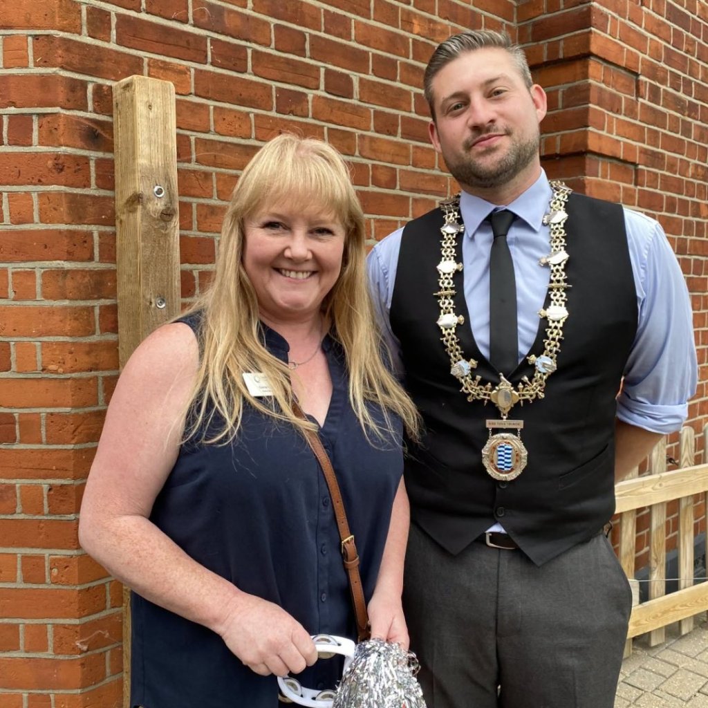 Mayor of Diss Councillor Declan Craggs opening the Walcot Hall Summer Fete.